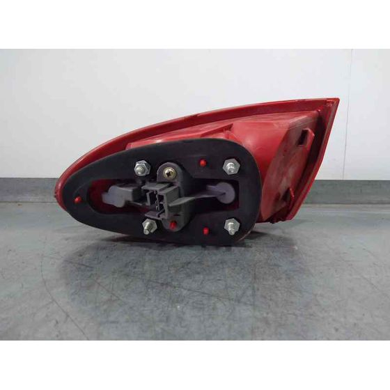 Piloto Trasero Derecho para Alfa Romeo 147 (190)