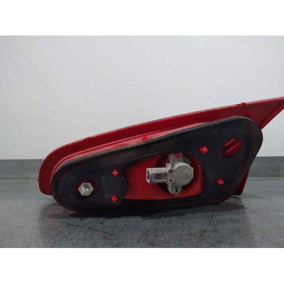 Piloto Trasero Izquierdo para Alfa Romeo 147 (190)