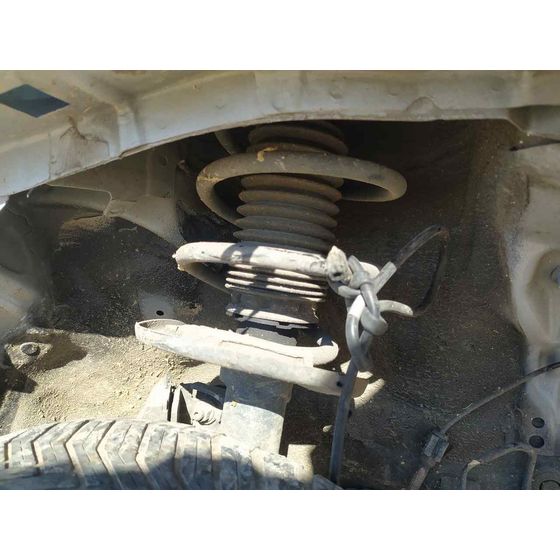 Amortiguador Delantero Derecho para Mazda 3 Lim. ()