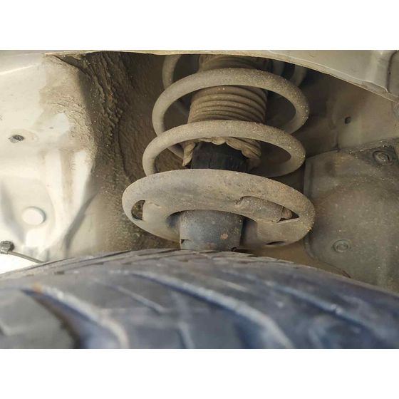 Amortiguador Delantero Izquierdo para Mazda 3 Lim. ()