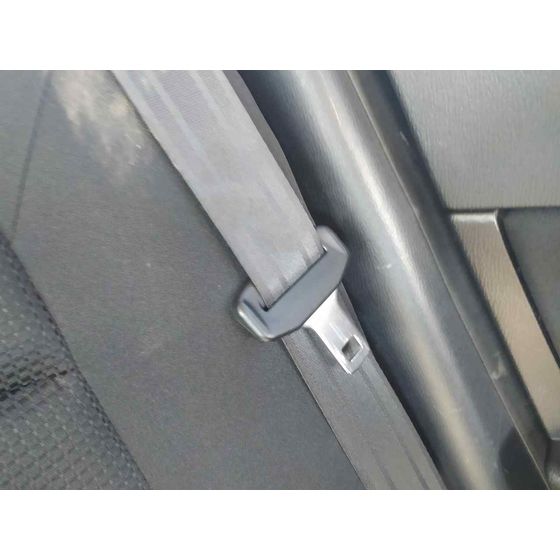 Cinturon Seguridad Trasero Izquierdo para Mazda 3 Lim. ()