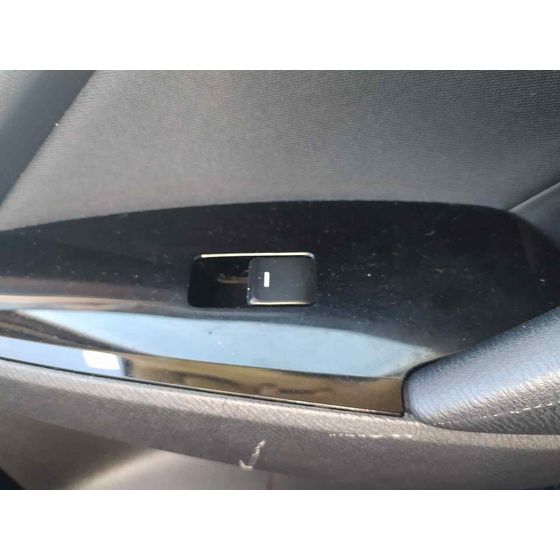 Mando Elevalunas Delantero Derecho para Mazda 3 Lim. ()