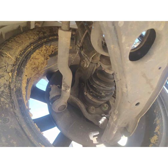 Mangueta Delantera Izquierda para Mazda 3 Lim. ()