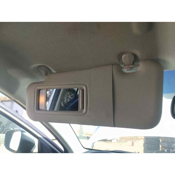 Parasol Izquierdo para Mazda 3 Lim. ()