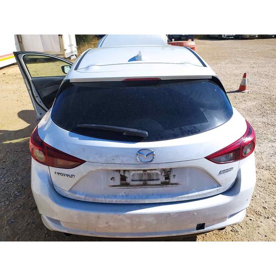 Porton Trasero para Mazda 3 Lim. ()