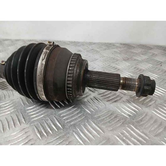 Transmision Delantera Derecha para Toyota Corolla Verso (R1)