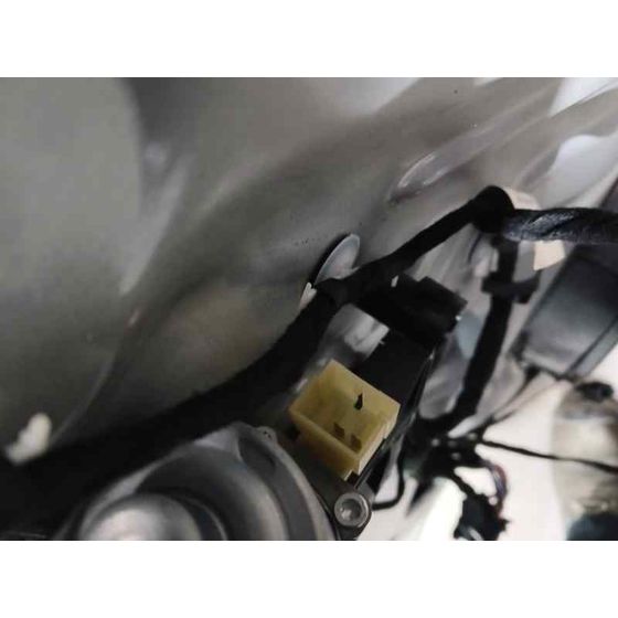 Elevalunas Delantero Derecho para Seat Leon St (5F8)