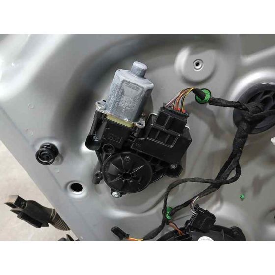 Elevalunas Trasero Derecho para Seat Leon St (5F8)