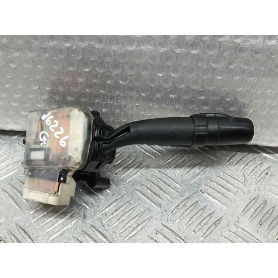 Mando Luces para Toyota Corolla Verso (R1)
