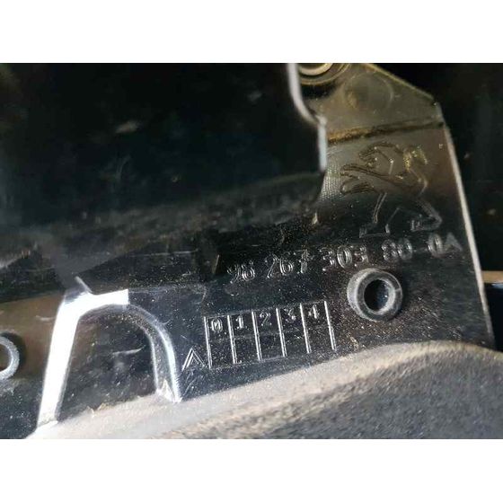 Piloto Trasero Derecho para Peugeot 2008 (--.2013->)