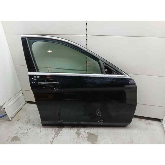 Puerta Delantera Derecha para Mercedes-Benz Clase C (W205) Lim.