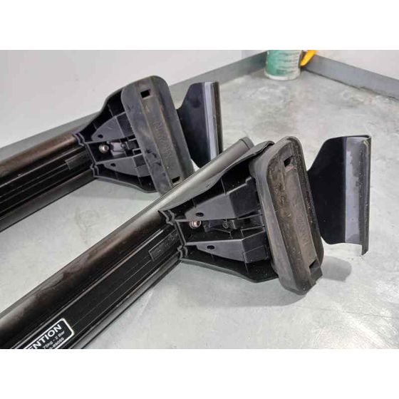 Barras Techo para Toyota Hilux (Gun1)