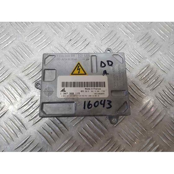 Centralita Faros Xenon para Audi A4 Berlina (8E)