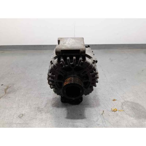 Alternador para Mercedes-Benz Clase C (W205) Lim.