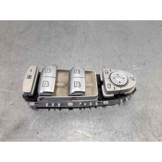 Mando Elevalunas Delantero Izquierdo para Mercedes-Benz Clase C (W205) Lim.