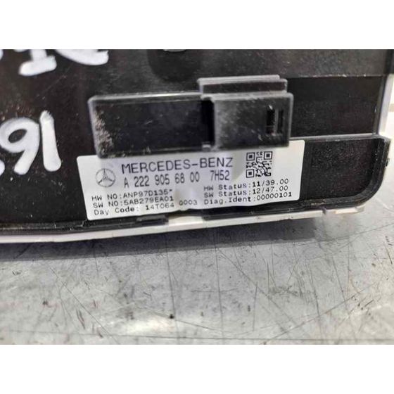 Mando Elevalunas Delantero Izquierdo para Mercedes-Benz Clase C (W205) Lim.