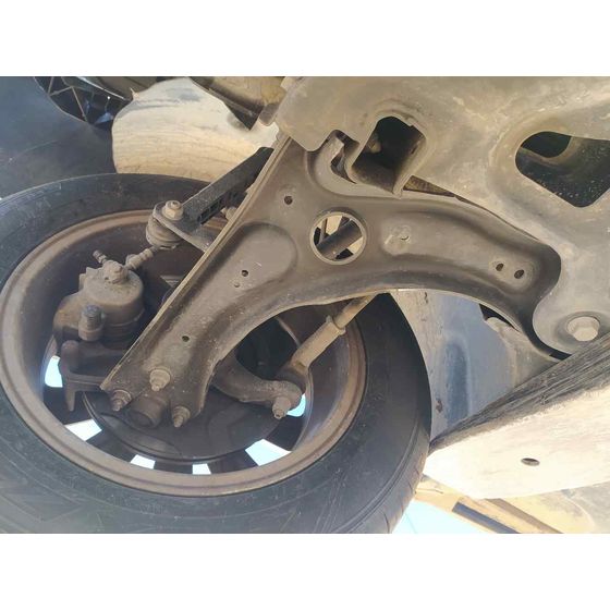 Brazo Suspension Inferior Delantero Derecho para Seat Arona