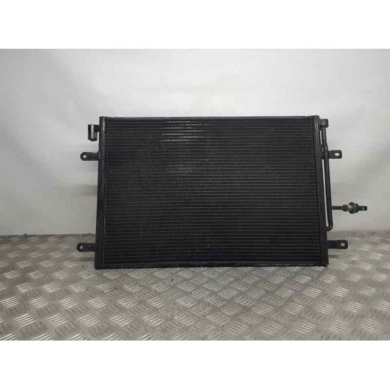 Condensador / Radiador Aire Acondicionado para Audi A4 Berlina (8E)