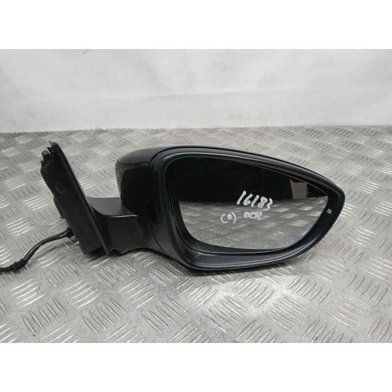 Retrovisor Derecho para Volkswagen Jetta (163)