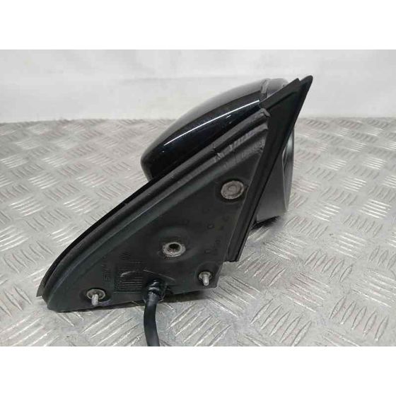 Retrovisor Derecho para Volkswagen Jetta (163)