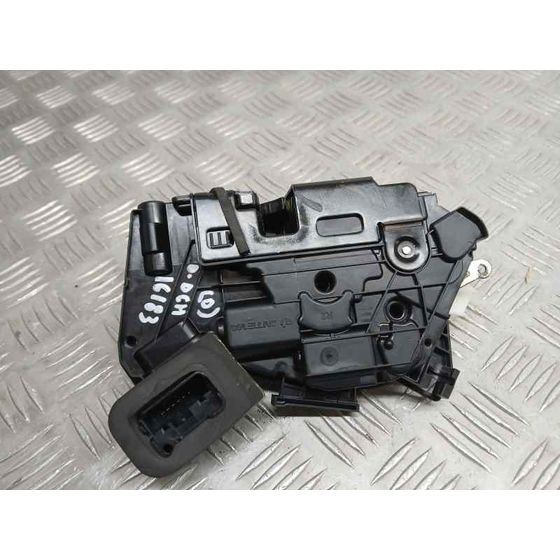 Cerradura Puerta Delantera Derecha para Volkswagen Jetta (163)