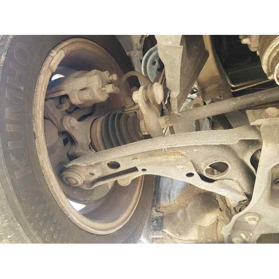 Brazo Suspension Inferior Delantero Derecho para Toyota Yaris