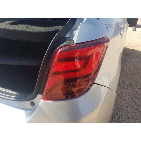 Piloto Trasero Derecho para Toyota Yaris