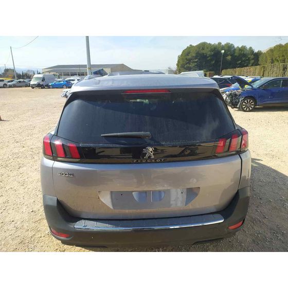 Porton Trasero para Peugeot 5008
