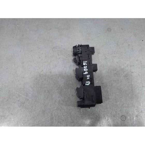 Mando Elevalunas Delantero Izquierdo para Peugeot 208 (P2)