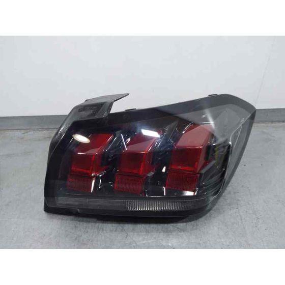 Piloto Trasero Derecho para Peugeot 208 (P2)