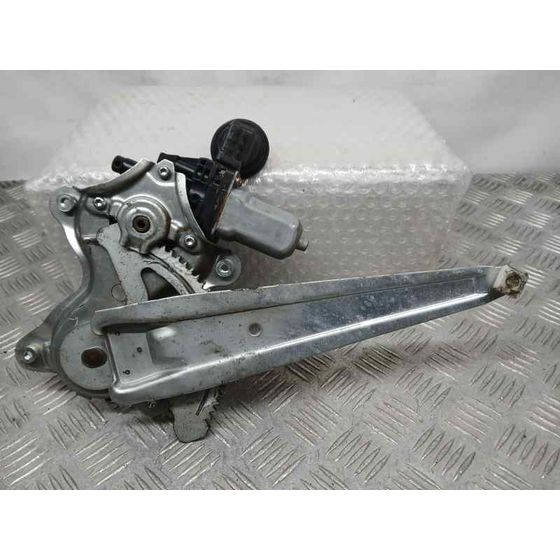 Elevalunas Trasero Izquierdo para Lexus Rx 300(Mcu35)