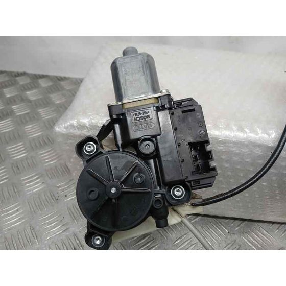 Elevalunas Trasero Derecho para Volkswagen Polo (6R1)
