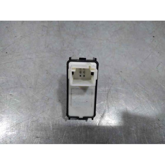 Mando Elevalunas Delantero Derecho para Peugeot 208 (P2)
