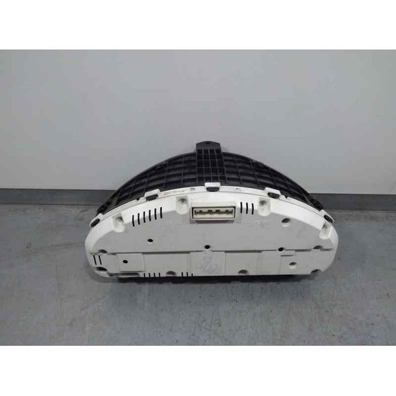 Cuadro Instrumentos para Mitsubishi Grandis (Na0W)