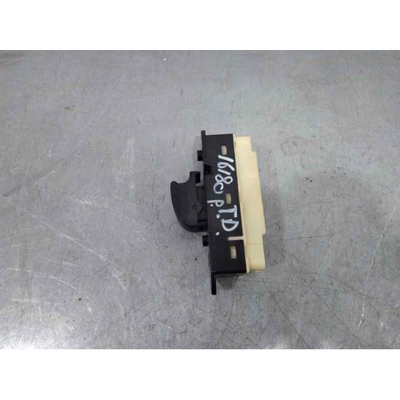 Mando Elevalunas Trasero Derecho para Mitsubishi Grandis (Na0W)