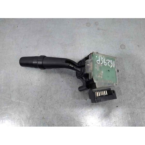 Mando Limpia para Toyota Avensis Berlina (T25)
