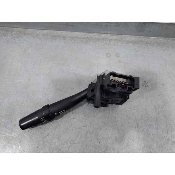 Mando Limpia para Toyota Avensis Berlina (T25)