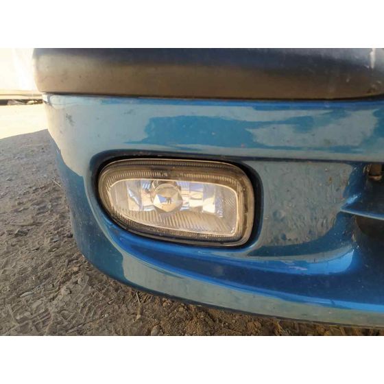 Faro Antiniebla Derecho para Nissan Almera (N16/E)