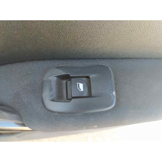 Mando Elevalunas Trasero Derecho para Peugeot 208