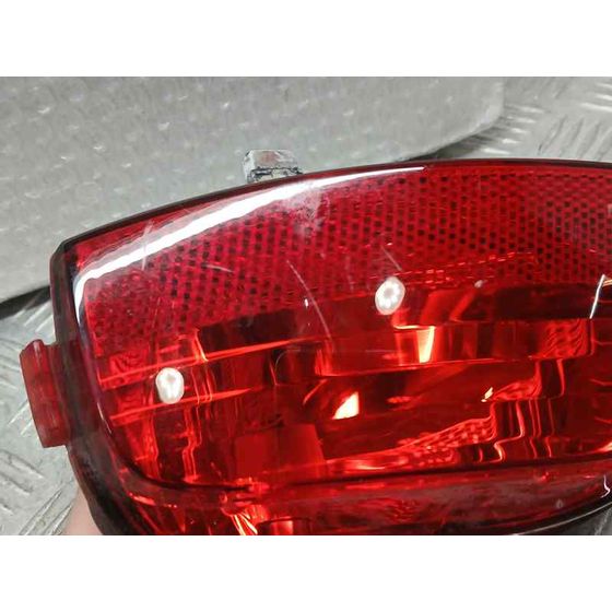 Piloto Trasero Izquierdo Paragolpes para Renault Laguna Iii