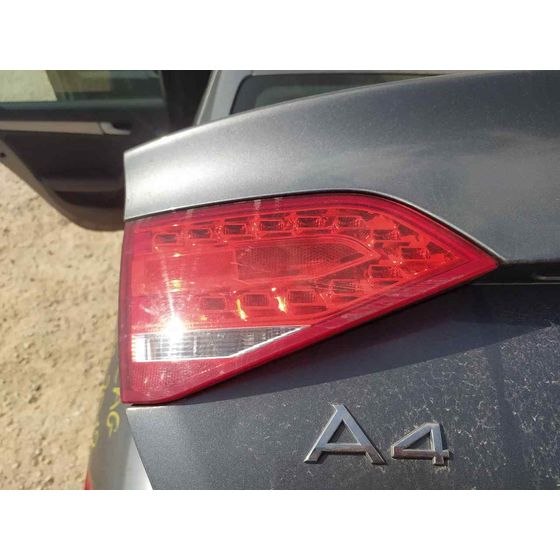 Piloto Trasero Izquierdo para Audi A4 Ber. (B8)