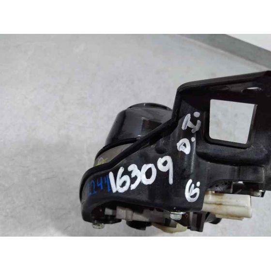 Faro Antiniebla Izquierdo para Mazda 3 Lim. ()