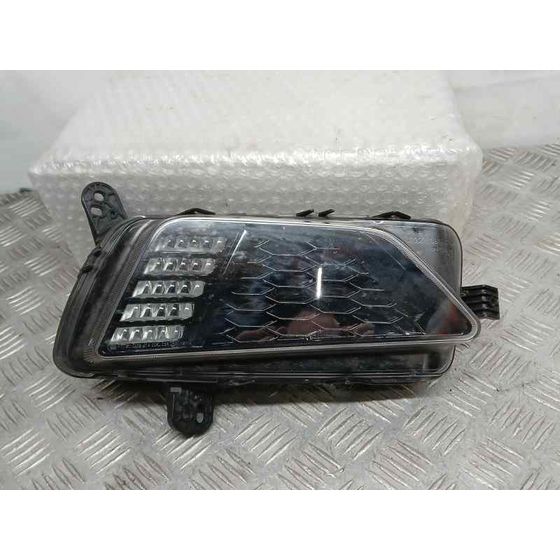 Faro Antiniebla Derecho para Volkswagen Polo