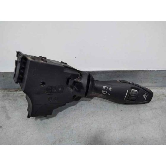 Mando Limpia para Ford Fiesta (Ccn)