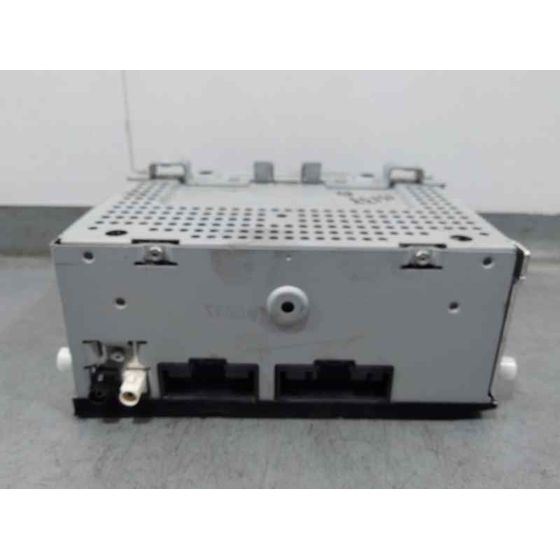 Sistema Audio / Radio para Ford Fiesta (Ccn)