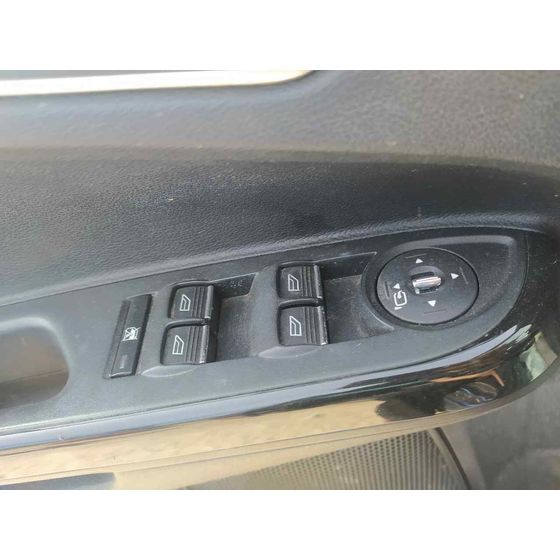 Mando Elevalunas Delantero Izquierdo para Ford B-Max