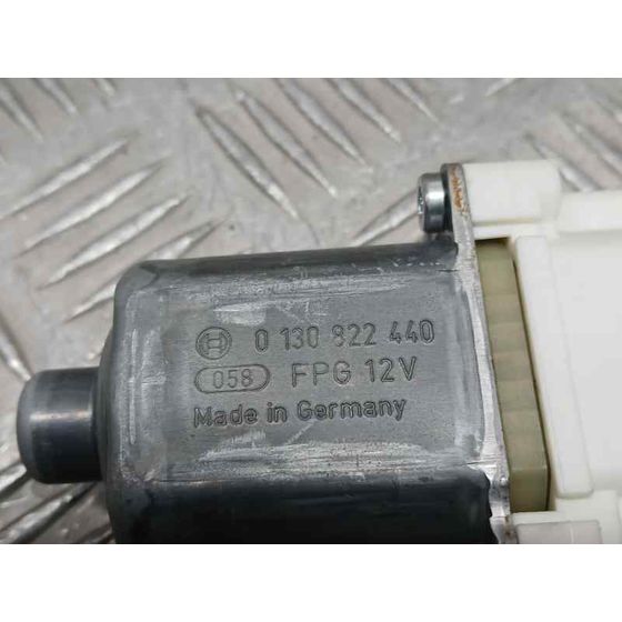 Motor Elevalunas Delantero Derecho para Mercedes-Benz Clase C (W204) Berlina