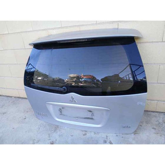Porton Trasero para Mitsubishi Grandis (Na0W)