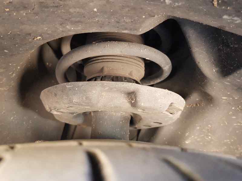 Amortiguador Delantero Derecho para Mercedes-Benz Clase Cla (W117)
