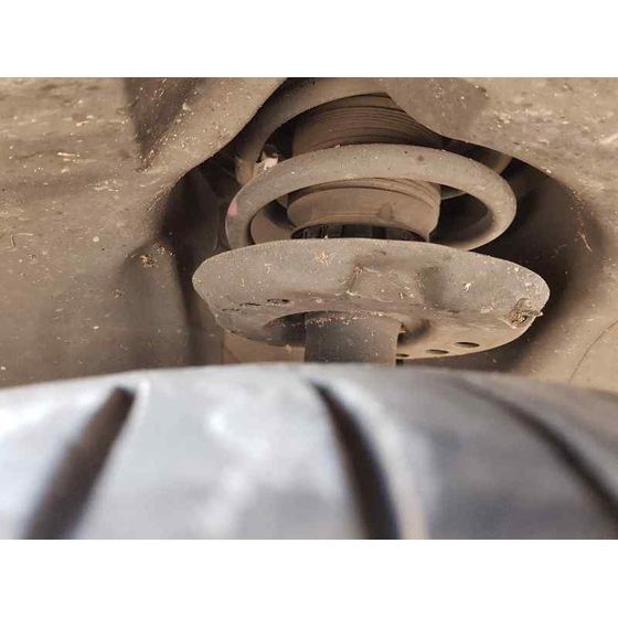 Amortiguador Delantero Izquierdo para Mercedes-Benz Clase Cla (W117)